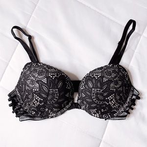 Victoria Secret Very Sexy Push Up Bra